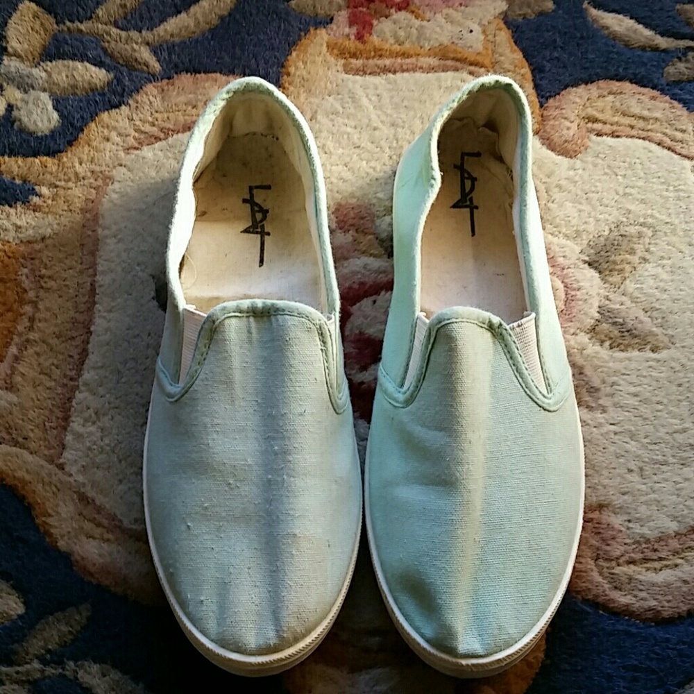 Mint flats